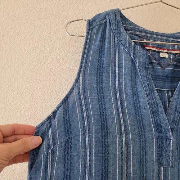 Tommy Hilfiger Denim Sleeveless Top Women Sz L Blue Striped V Neck Boho Casual - Picture 3 of 9